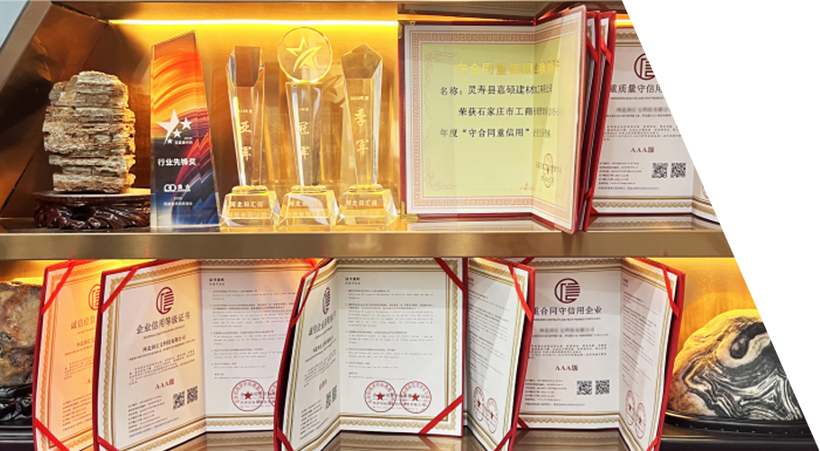 把公司做小，把產(chǎn)品做精 <br>把市場(chǎng)做大，把服務(wù)做好